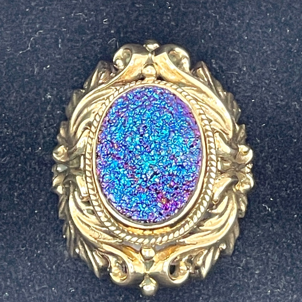 Nicky Butler Signed Ornate Gold Tone Purple Blue Druzy Quartz Ring 5 3/4